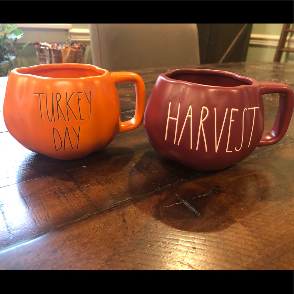Turkey day and Harvest Rae Dunn mug set HTF